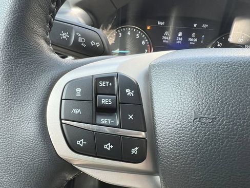 Used 2023 Ford Explorer XLT w/ Equipment Group 202A AWD/4WD image 27
