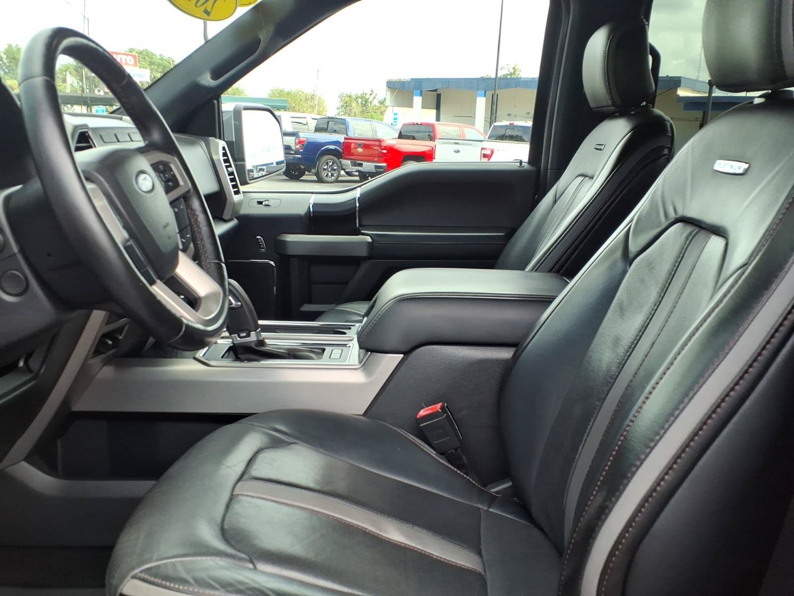 Used 2018 Ford F150 Platinum w/ Equipment Group 701A Luxury AWD/4WD image 20