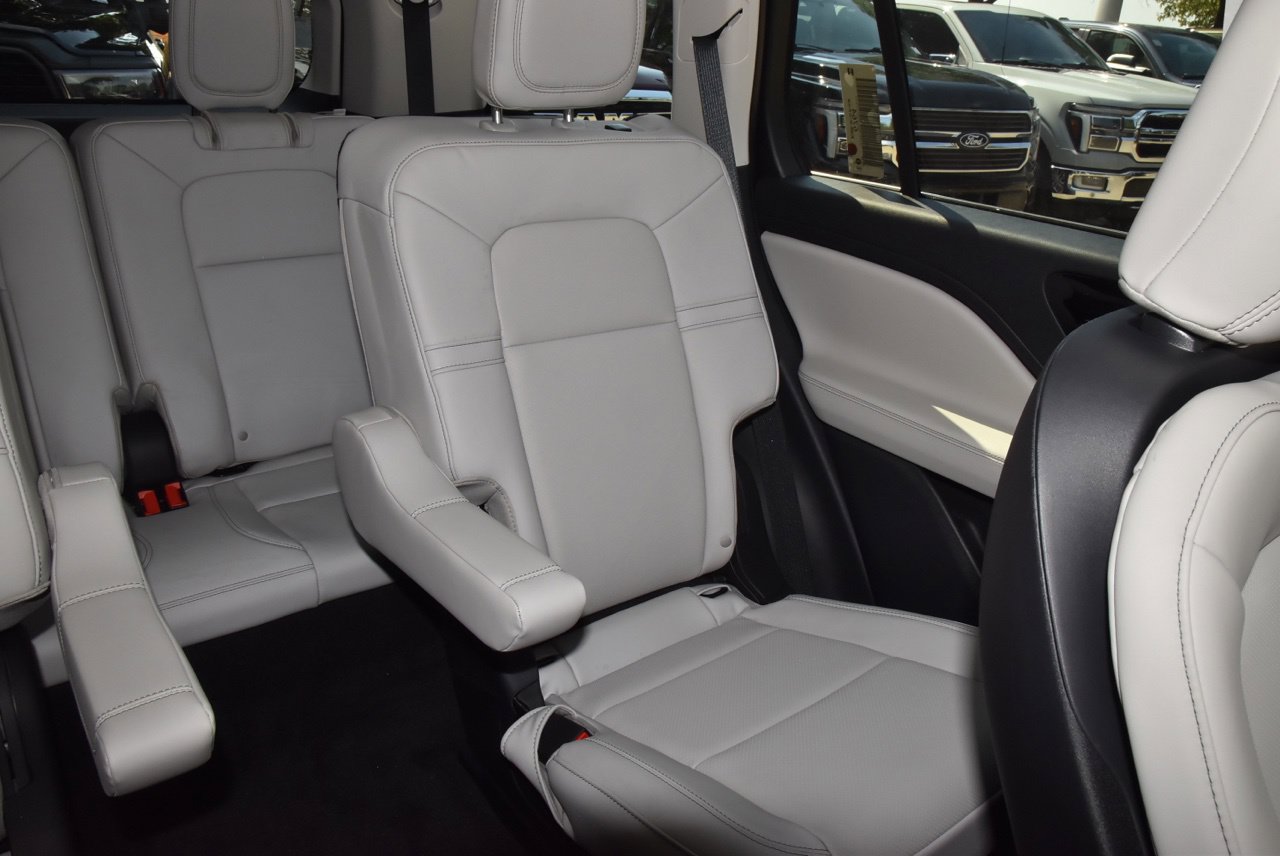 New 2026 Lincoln Aviator 2WD image 22