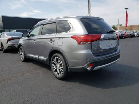 Used 2018 Mitsubishi Outlander AWD image 6