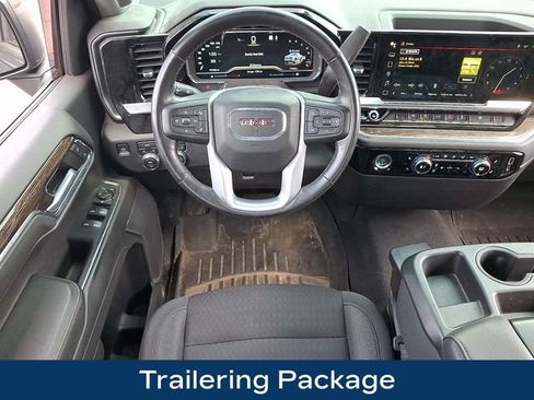 Used 2022 GMC Sierra 1500 Elevation AWD/4WD image 3