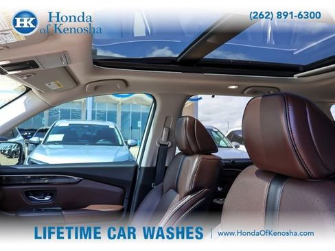 Certified 2025 Honda Pilot Elite image 10