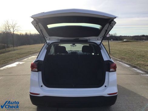 Used 2024 Chevrolet Equinox LS image 7