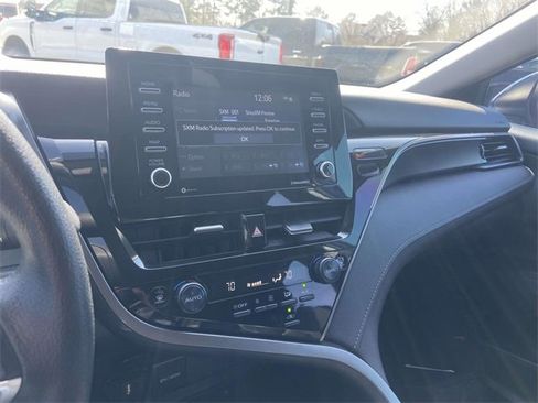 Used 2024 Toyota Camry LE image 21