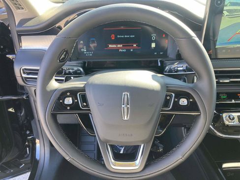 New 2026 Lincoln Corsair Premiere image 31