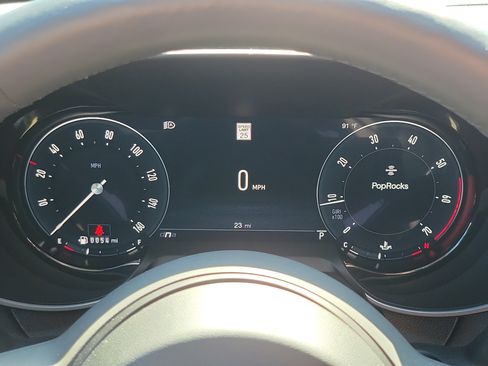 Used 2024 Alfa Romeo Giulia Veloce RWD image 20