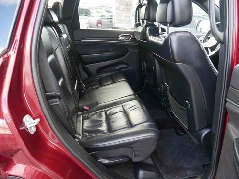 Used 2018 Jeep Grand Cherokee Limited w/ Trailer Tow Group IV image 23