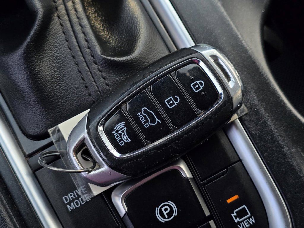 Used 2020 Hyundai Santa Fe Limited FWD image 43