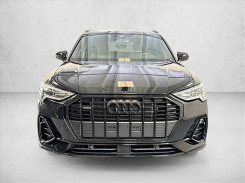 Used 2025 Audi Q3 2.0T Premium w/ Black Optic Sport Package AWD/4WD image 2