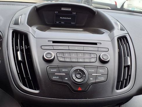 Used 2017 Ford Escape SE image 19