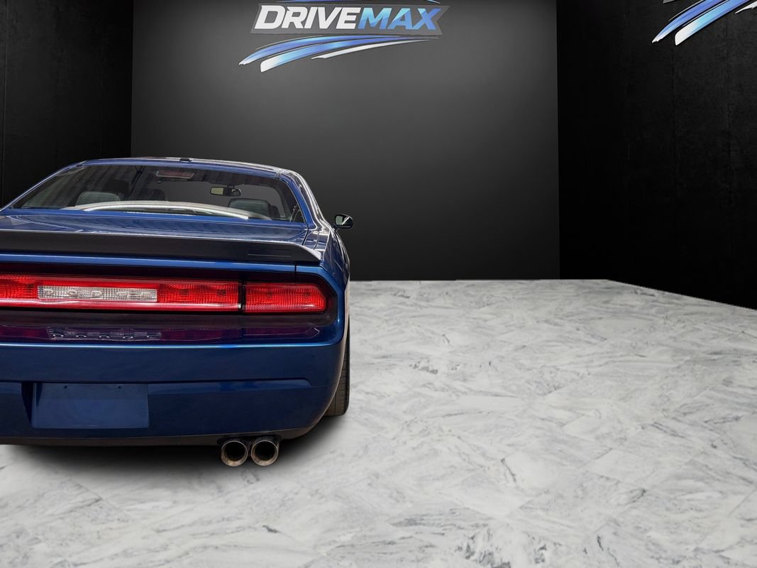 Used 2009 Dodge Challenger R/T RWD image 11