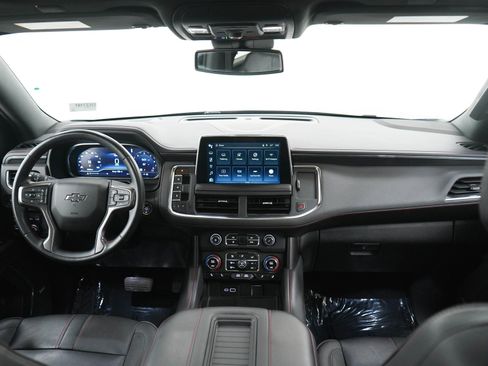 Used 2023 Chevrolet Suburban RST w/ Luxury Package AWD/4WD image 15