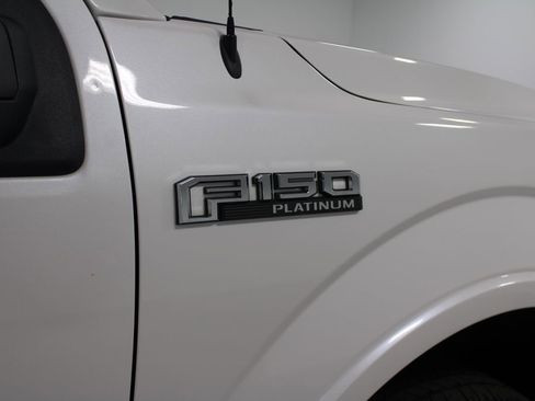 Used 2018 Ford F150 Platinum w/ Equipment Group 701A Luxury image 12