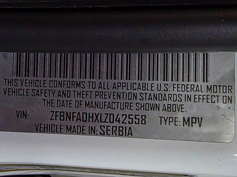 Used 2020 FIAT 500L Trekking w/ Popular Equipment Group image 42