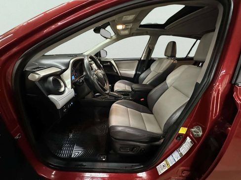 Used 2014 Toyota RAV4 Limited w/ Technology Package AWD/4WD image 16