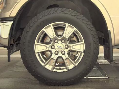 Used 2017 Ford F150 Lariat AWD/4WD image 5