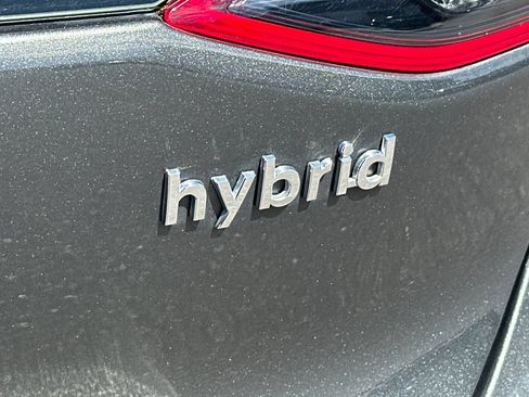 Used 2022 Hyundai Ioniq SE FWD image 23