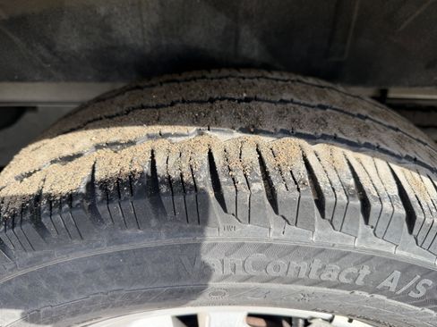 Used 2022 Ford Transit 350 XLT image 22