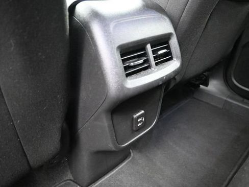 Used 2024 Chevrolet Equinox LT AWD/4WD image 35