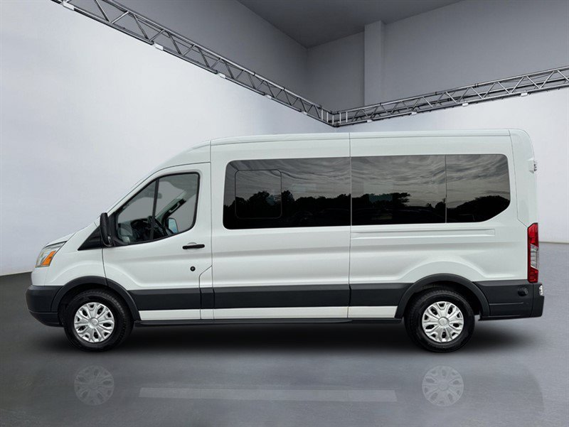 Used 2016 Ford Transit 350 XLT RWD image 2