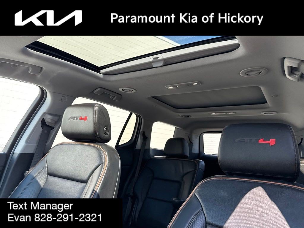 Used 2022 GMC Acadia AT4 w/ Preferred Package AWD/4WD image 33