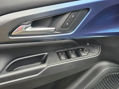 New 2026 Chevrolet Equinox EV LT AWD/4WD image 22