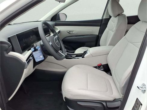New 2026 Hyundai Tucson SE FWD image 10