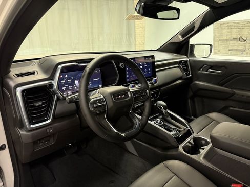 New 2026 GMC Canyon Elevation w/ Convenience Package image 26