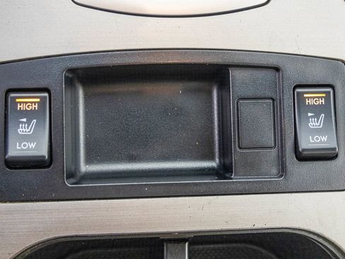 Used 2013 Subaru Legacy 2.5i Premium image 5