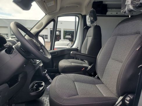 Used 2025 RAM ProMaster 1500 w/ Quick Order Package 22G SLT FWD image 7