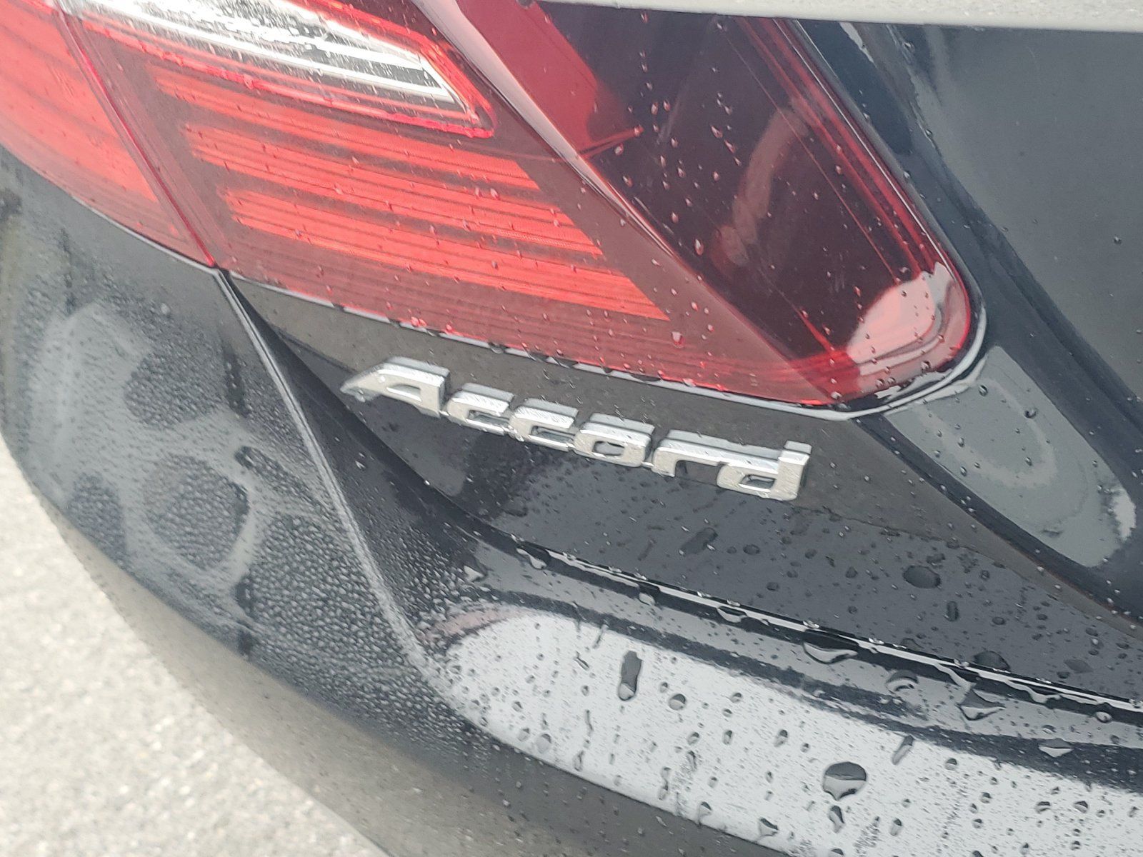 Used 2017 Honda Accord LX image 7