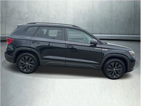 Used 2022 Volkswagen Taos S AWD/4WD image 6