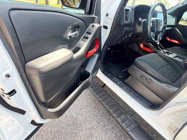 Used 2023 Nissan Frontier Pro-X w/ Technology Package RWD image 17