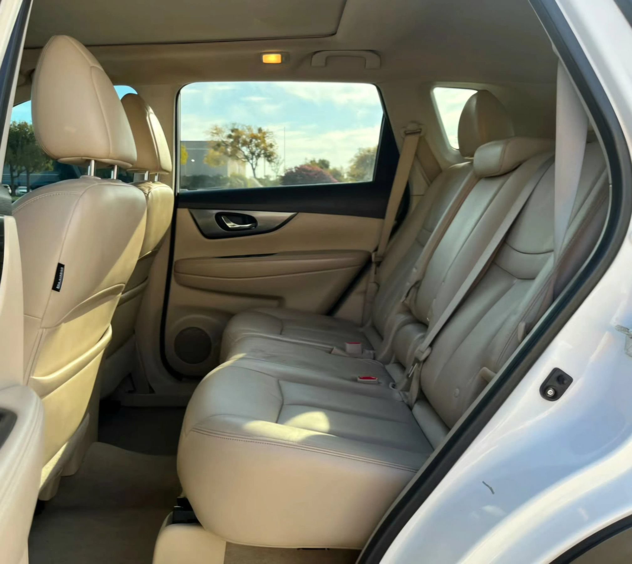 Used 2015 Nissan Rogue SL w/ SL Premium Package FWD image 42