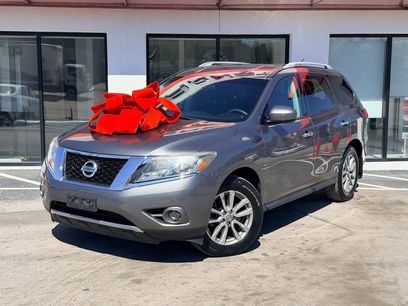 Used 2016 Nissan Pathfinder S