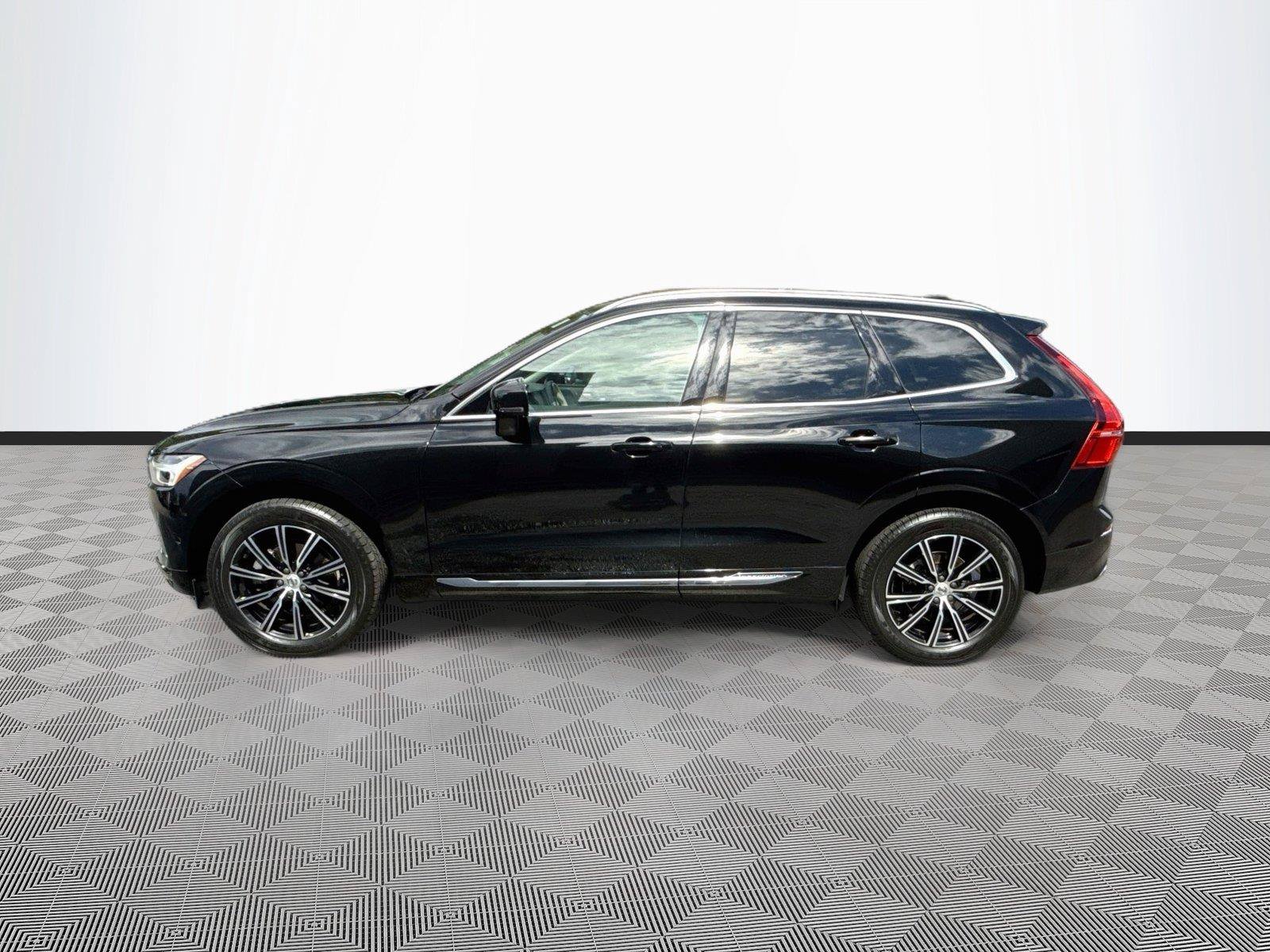 Used 2019 Volvo XC60 T5 Inscription w/ Protection Package AWD/4WD image 4