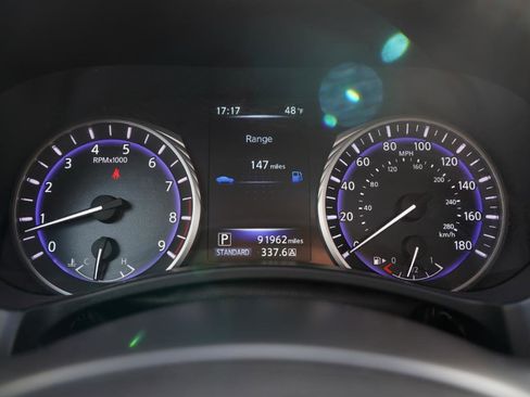 Used 2015 INFINITI Q50 2.0t w/ Moonroof Package image 28