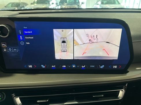 Used 2024 Chevrolet Traverse LT w/ LPO, Floor Liner Package image 18