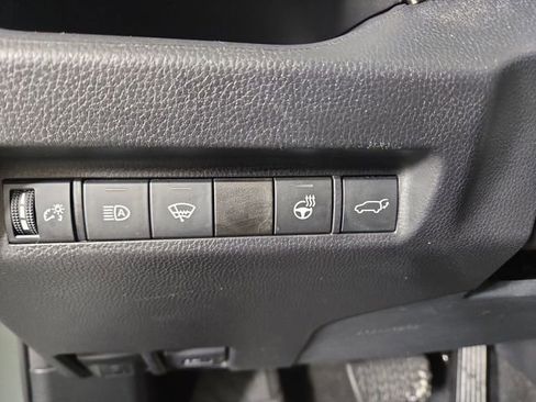 Used 2021 Toyota RAV4 XLE image 29