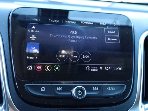 Used 2023 Chevrolet Equinox Premier image 12