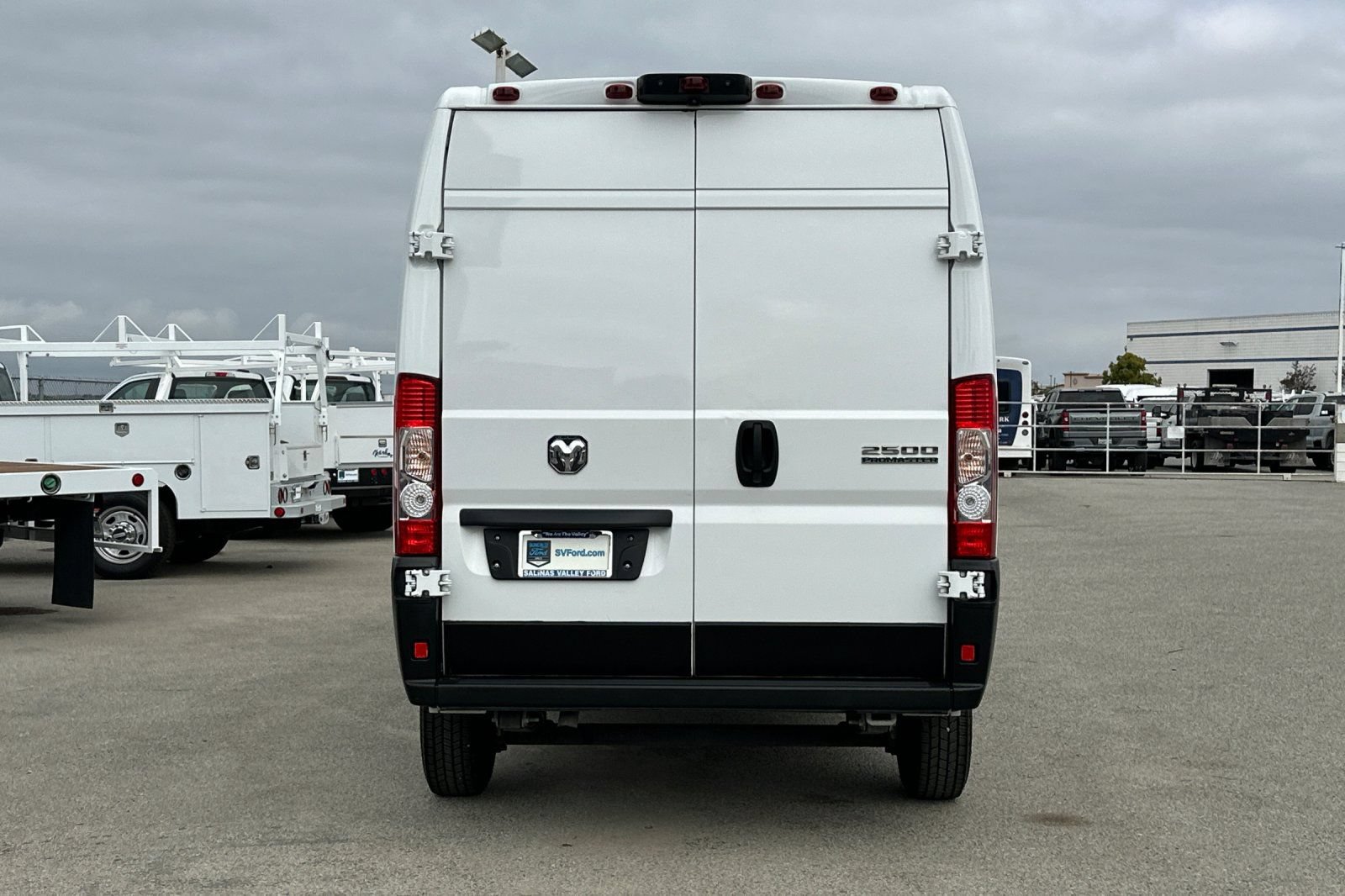Used 2023 RAM ProMaster 2500 FWD image 5