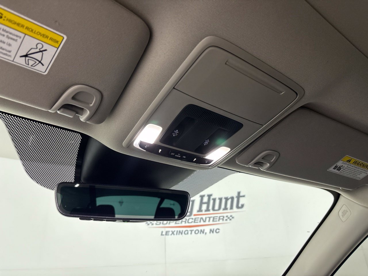 Used 2025 Honda Pilot Elite image 26