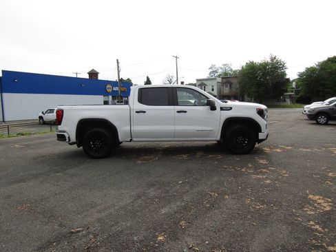 Used 2024 GMC Sierra 1500 Pro w/ Graphite Edition AWD/4WD image 7