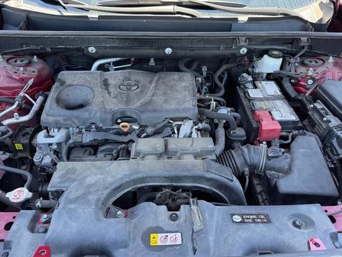 Used 2019 Toyota RAV4 LE AWD/4WD image 15