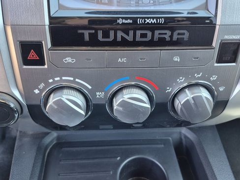 Used 2014 Toyota Tundra SR5 w/ TRD Off Road Package image 31