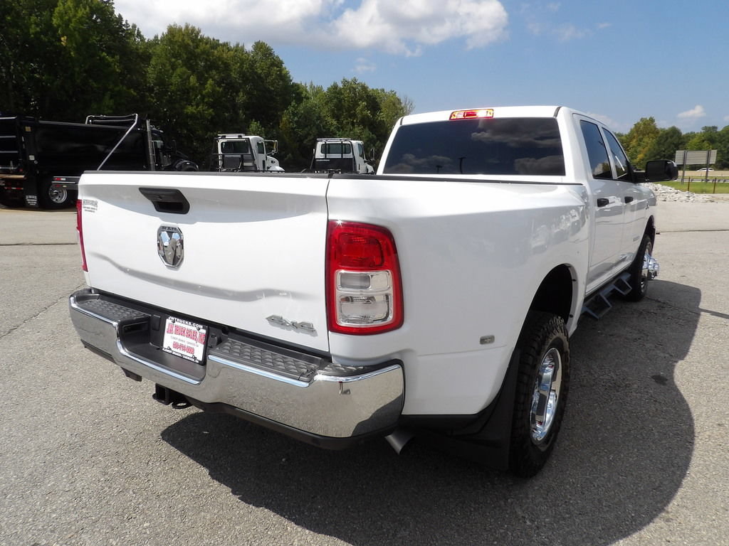 Used 2021 RAM 3500 Tradesman w/ Chrome Appearance Group AWD/4WD image 7