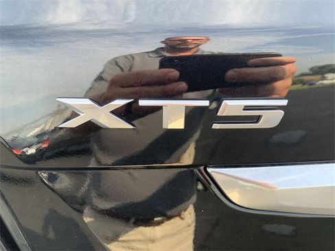 Certified 2022 Cadillac XT5 Sportv w/ LPO, Floor Liner Package image 34