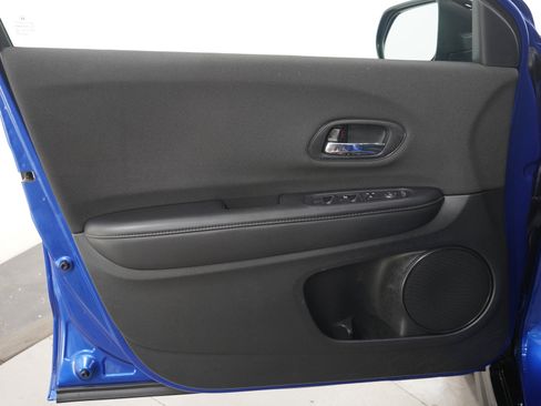 Used 2021 Honda HR-V Sport image 20