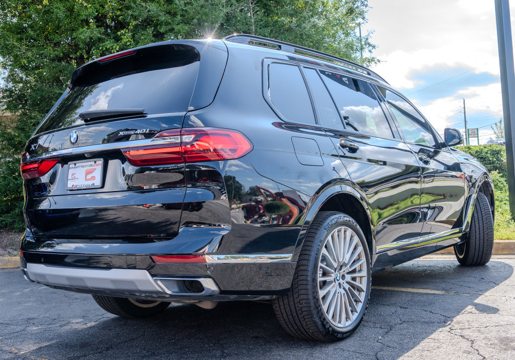 Used 2021 BMW X7 xDrive40i w/ Parking Assistance Package AWD/4WD image 29