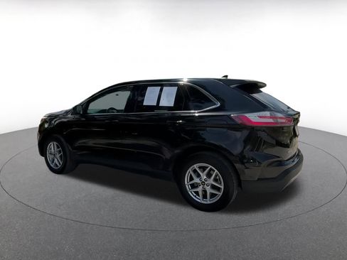 Used 2024 Ford Edge SEL image 10